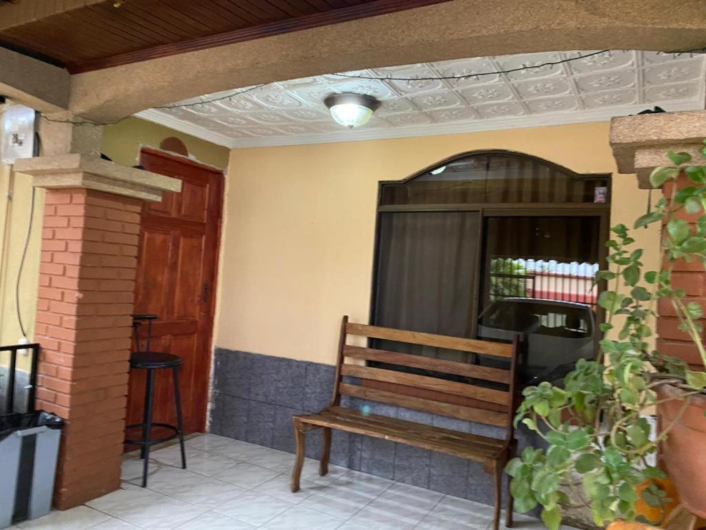 Ferienwohnung Casa Lupita Alajuela Exterior foto